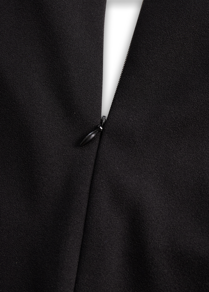 DALIA | Elegante vestido con cuello mao y cinturón