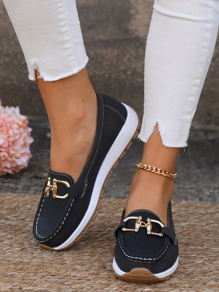 Ellie | Mocasines Planos con Detalle Metálico - Caqui