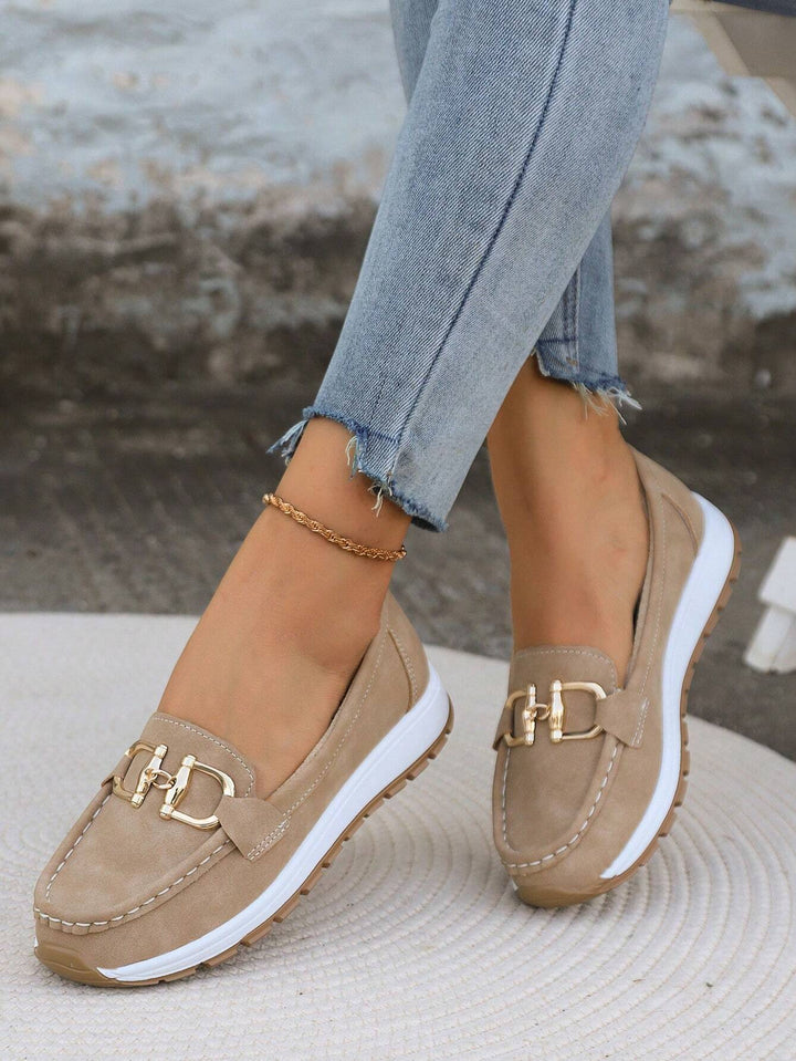 Ellie | Mocasines Planos con Detalle Metálico - Caqui
