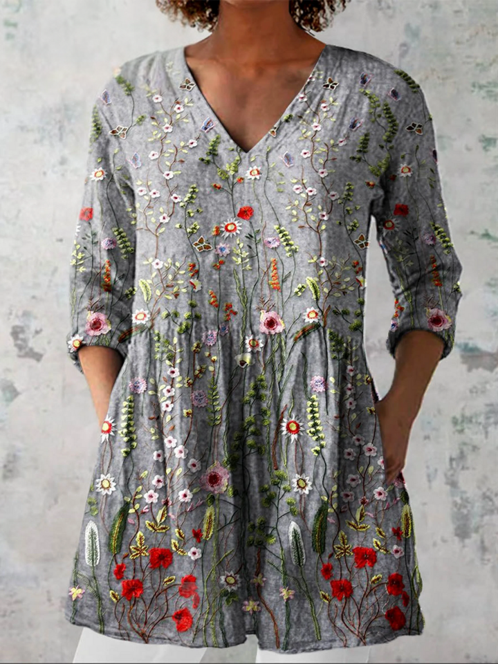 Sloane | Blusa Larga Floral Bordada en Gris