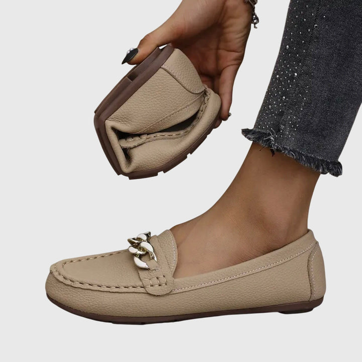 Melissa | Mocasines Ortopédicos con Cadena Dorada