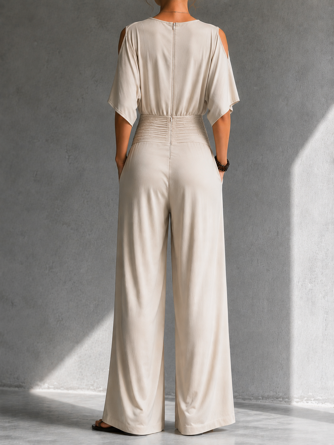 Chiara | Mono Elegante con Hombros Descubiertos