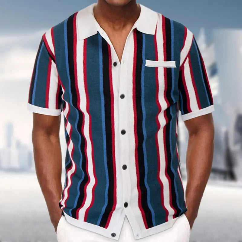Polo con botones atemporal