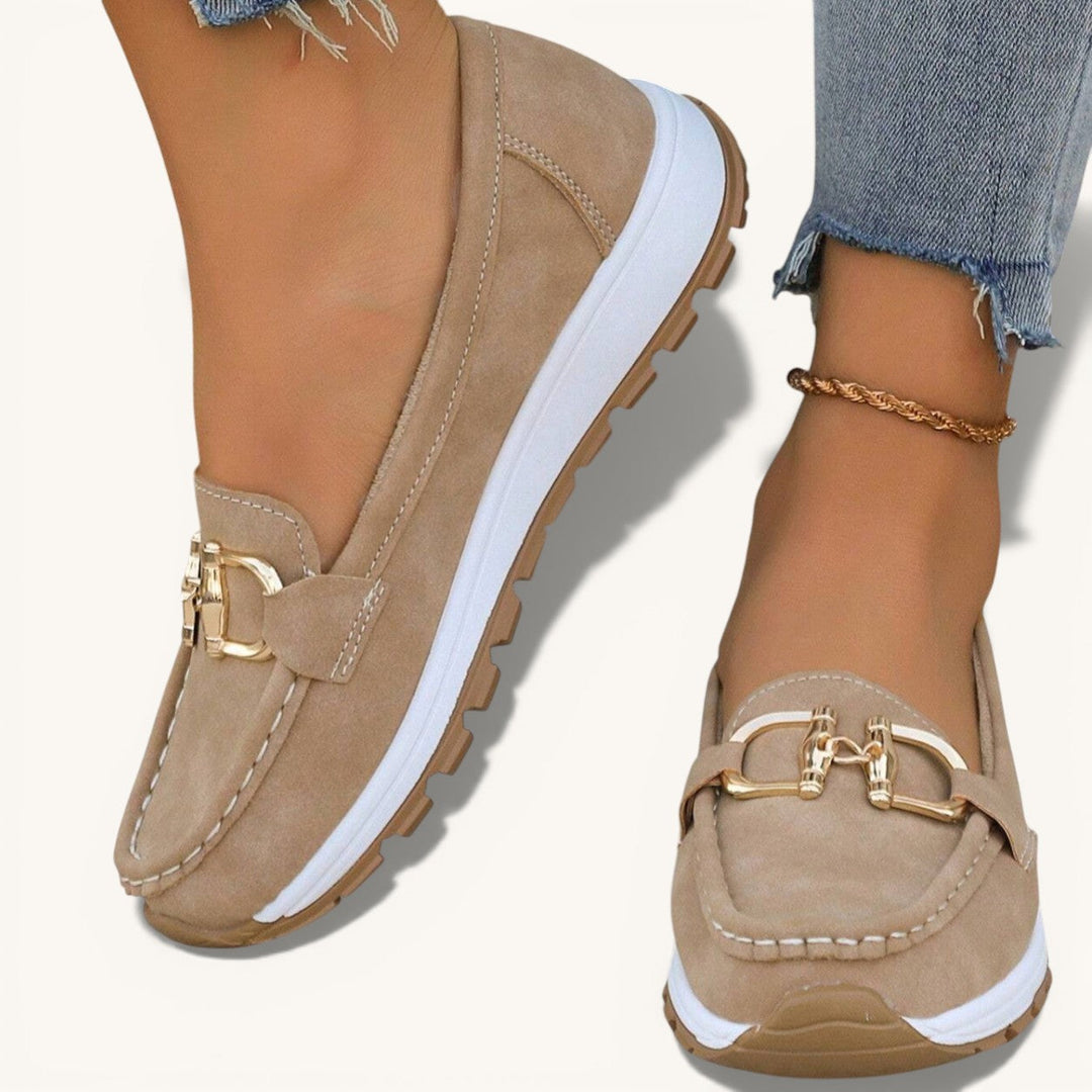 Ellie | Mocasines Planos con Detalle Metálico - Caqui