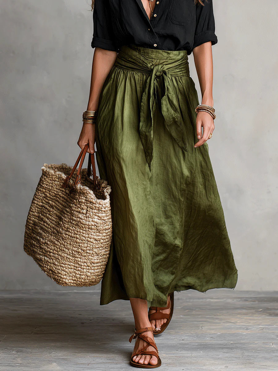 Serena | Conjunto Dos Piezas: Top Negro y Falda Midi Verde Oliva