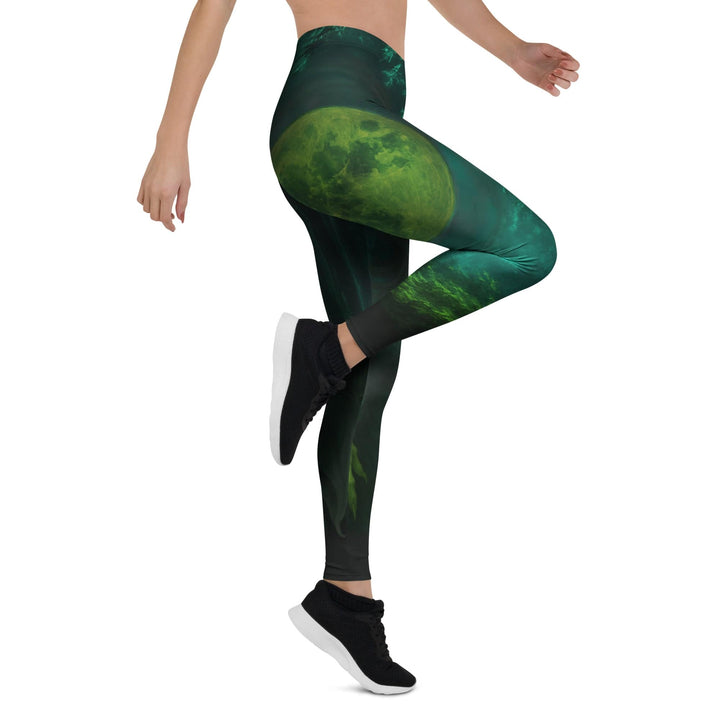 Leggings de Halloween Bruja de Luna con estampado de bruja con resplandor verde – imagen 3