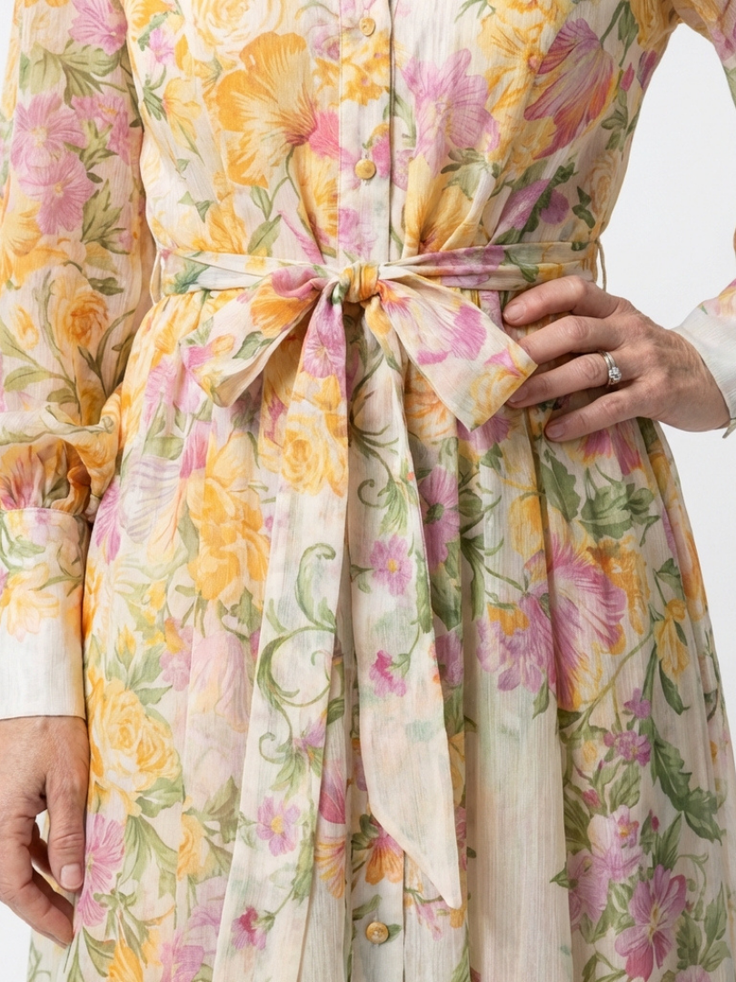 Vestido maxi floral y transparente con mangas largas Cressida - Juliaver Madrid (vista 3)